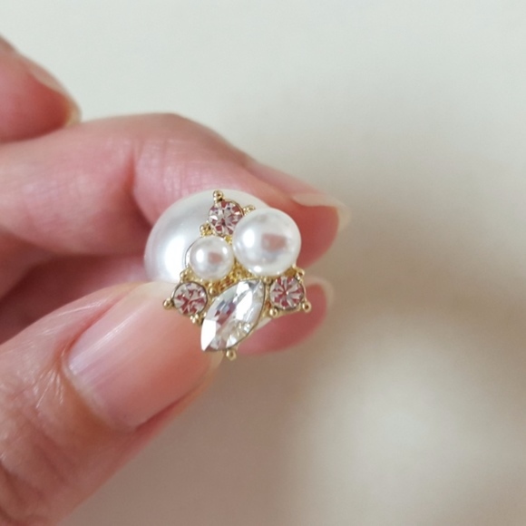 White Rhinestones Faux Pearl Earrings ♡ - Picture 4 of 8